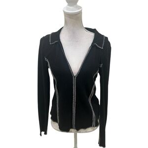 Pilcro Black V-Neck Long-Sleeve top white Contrast Seams Overstitching medium